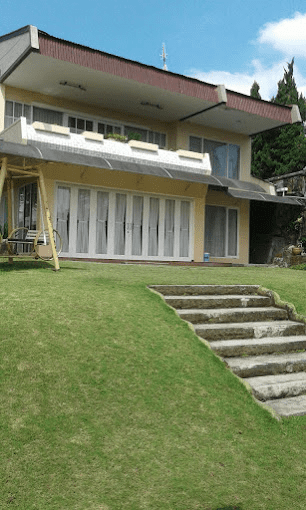Outdoor Area WIsma Hening 2 Tretes Sewa