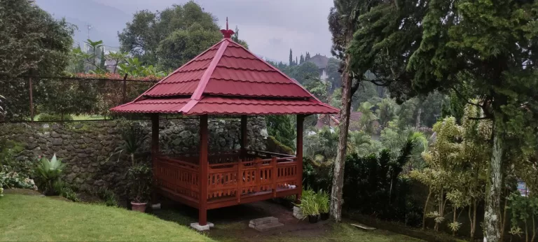 Villa Tretes Dengan Gazebo!
